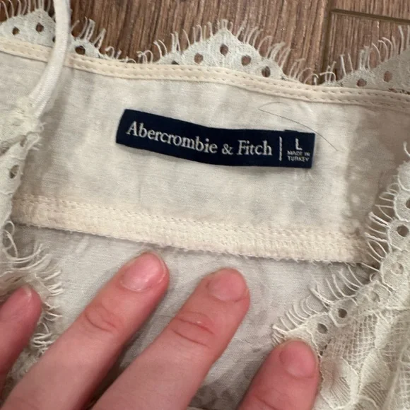 Abercrombie & Fitch Tank Top Large - Picture 3 of 4